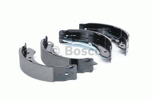 Комплект гальмівних колодок BOSCH 0 986 487 585